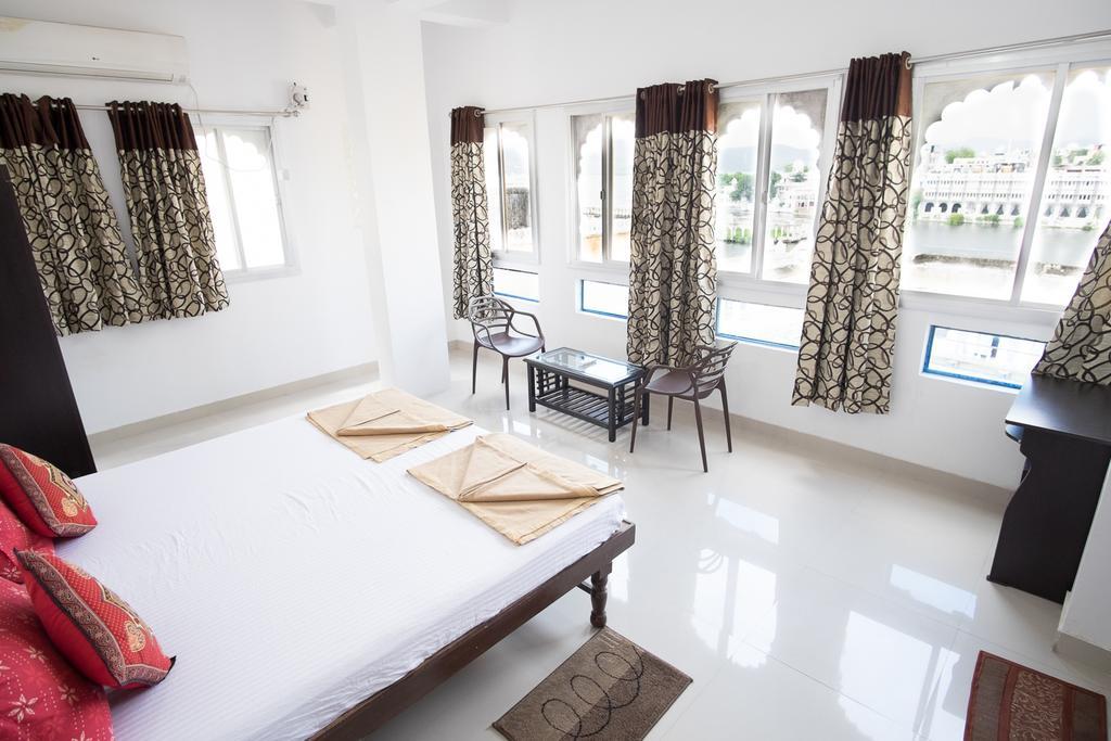 Devi Vilas Guest House أُودايبور المظهر الخارجي الصورة